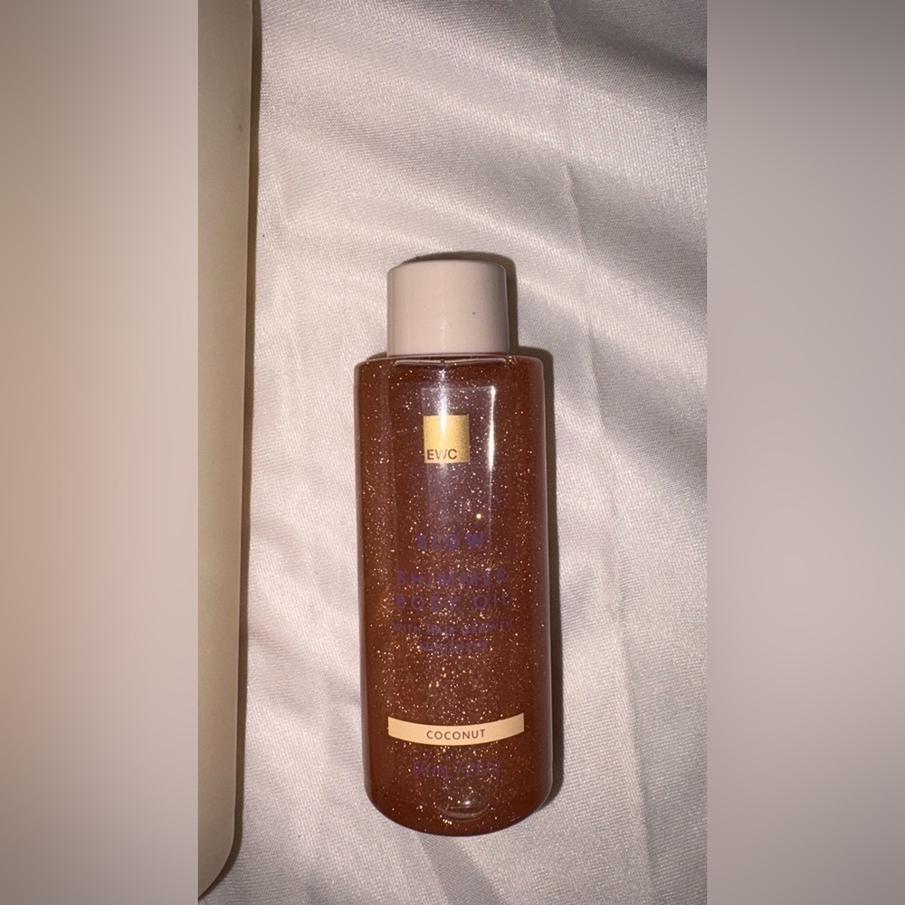 EWC Tanning Lotion, Body Wash & Shimmer Body Oil Bundle | New w Tags | $70 Value - Picture 4 of 10